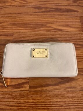 Michael Kors Cream Leather Zip-Around Wallet with Gold Plate